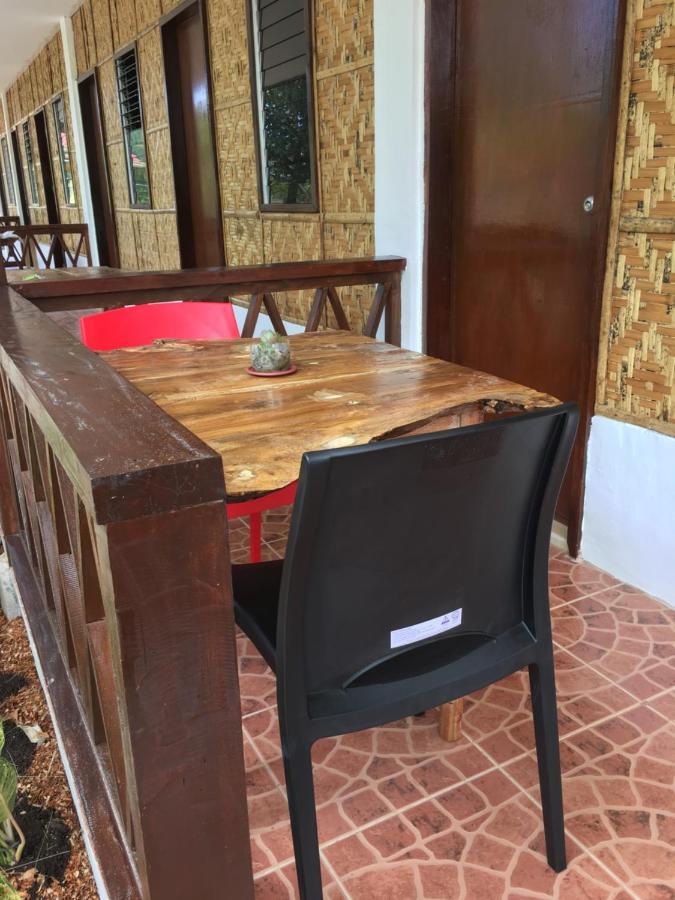 Panglao Rainbow Inn Тагбиларан Сити Екстериор снимка